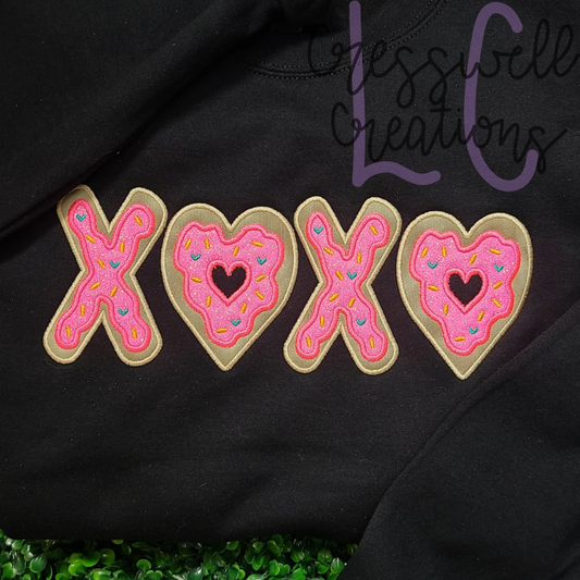XOXO Donut Satin Stitch Applique